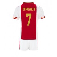 Ajax Steven Bergwijn #7 Fotballklær Hjemmedraktsett Barn 2022-23 Kortermet (+ korte bukser)